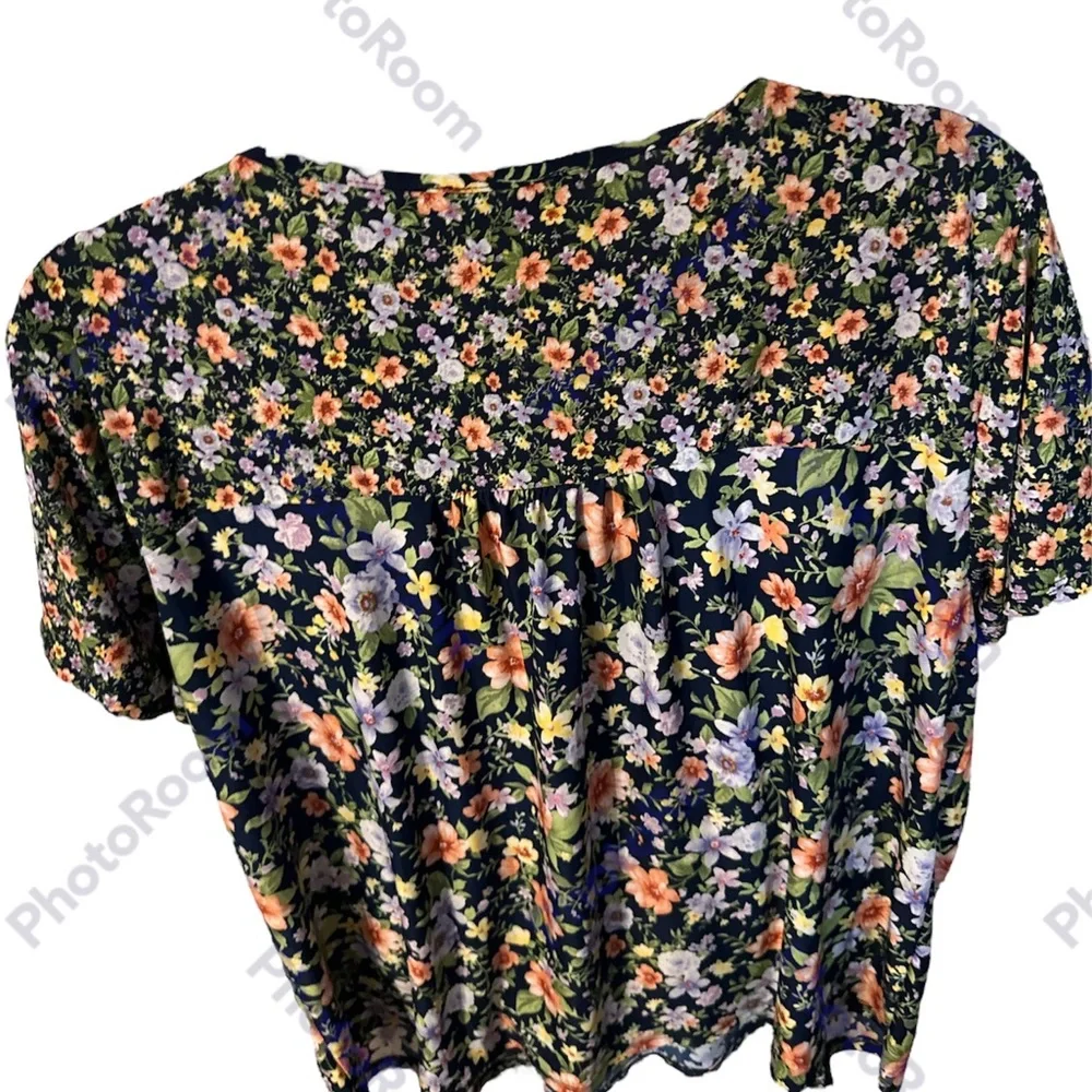 Exclusive one navy blouse with pink flowers stick around neck with tie cute onex - Picture 2 of 6